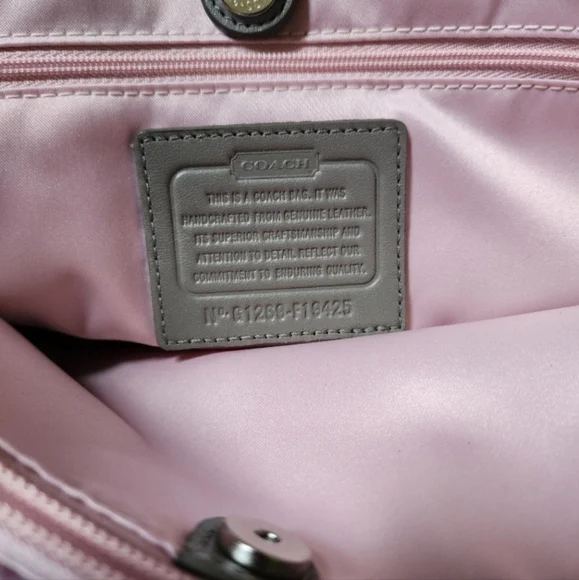 NWT Coach Ashley Ruched Leather Shoulder Bag W/2 Freebies - Picture 7 of 13